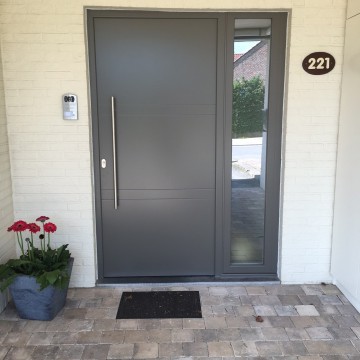 Ramen & Deuren - Renovatie - Vleugeloverdekkende deur / Berlare